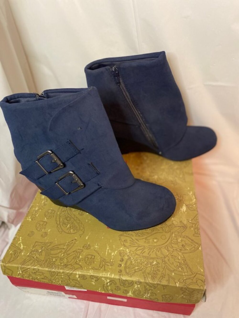 American Rag Women's Blue Faux Suede Double Buckle Wedge Ankle Booties – Size 7M